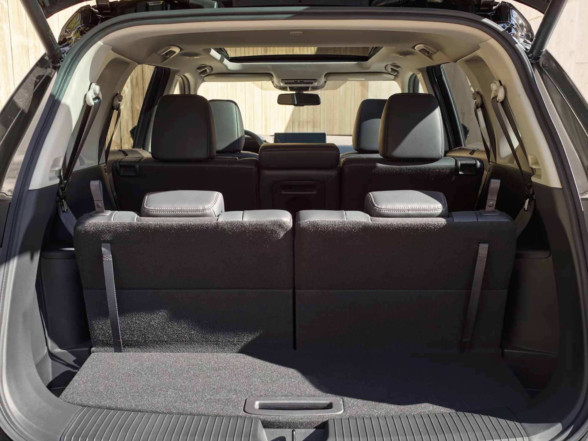 Nissan X-Trail (2024) boot space & practicality